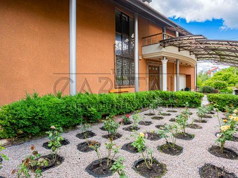 будинок за адресою Голосіїво