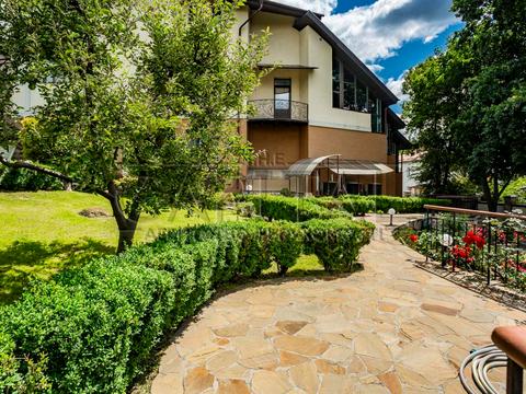 будинок за адресою Голосіїво