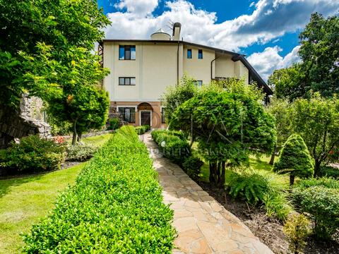 будинок за адресою Голосіїво