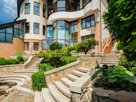 будинок за адресою Голосіїво