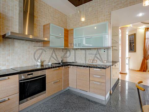 будинок за адресою Голосіїво