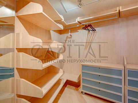 будинок за адресою Голосіїво