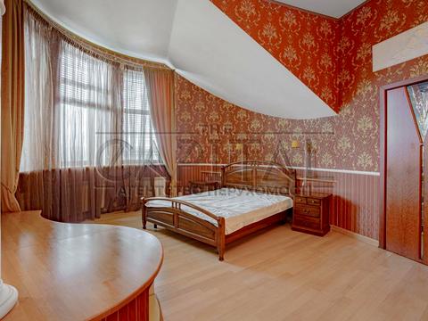 будинок за адресою Голосіїво