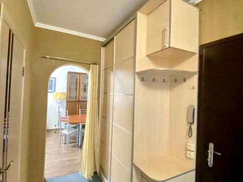 квартира по адресу Кулика і Гудачека ул. (Макарова), 2