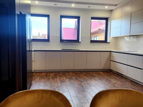 будинок за адресою Акації вул.