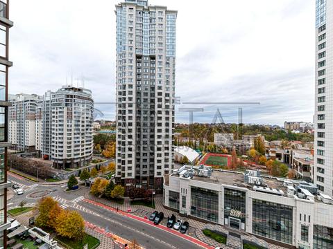 квартира по адресу Андрея Верхогляда ул. (Михайла Драгомирова), 16