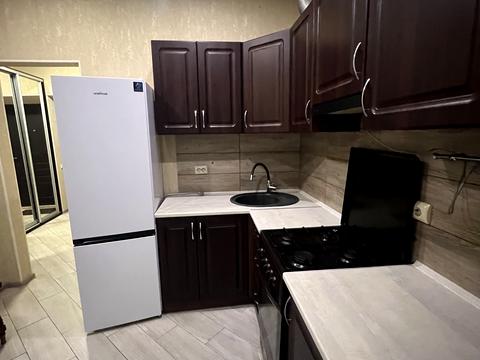 квартира за адресою Героїв Небесної Сотні просп., 18/8