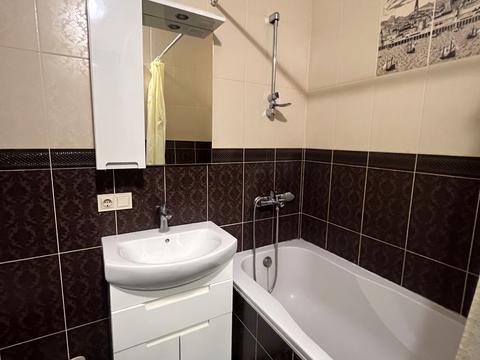 квартира за адресою Героїв Небесної Сотні просп., 18/8