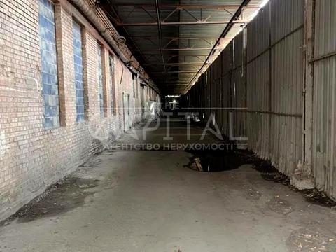 комерційна за адресою Будіндустрії, 7а