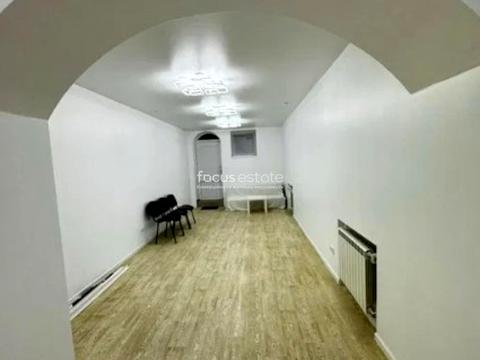 комерційна за адресою Велика Васильківська вул. (Червоноармійська), 30