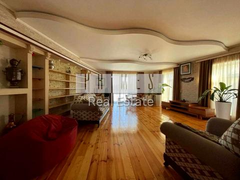 будинок за адресою Анатолія Солов'яненка вул.