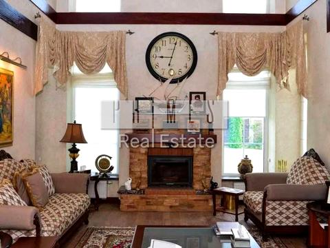 будинок за адресою Анатолія Солов'яненка вул.