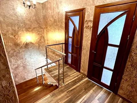 будинок за адресою Дмитра Яворницького вул.