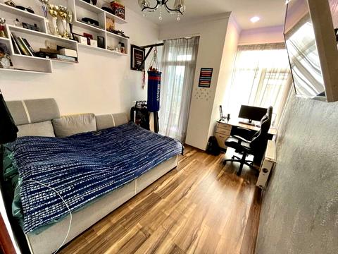 будинок за адресою Дмитра Яворницького вул.