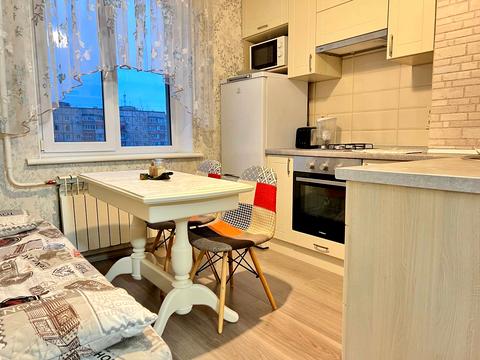 квартира за адресою Володимира Івасюка вул. (Головка), 18