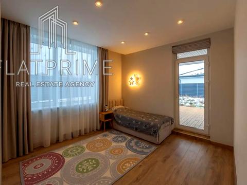 будинок за адресою Привітна вул. (Возз'єднання)