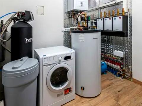 будинок за адресою Привітна вул. (Возз'єднання)