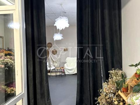 комерційна за адресою Левка Лук'яненка вул. (Маршала Тимошенка), 21к8