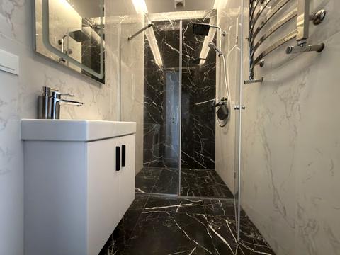 будинок за адресою с. Поршна, Озерна