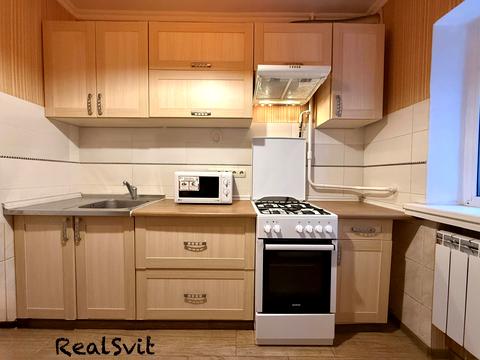 квартира за адресою Ґарета Джонса вул. (Сім'ї Хохлових), 1