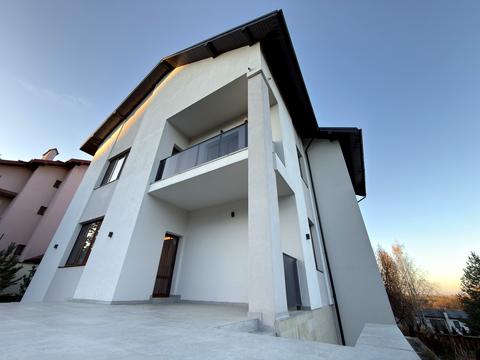 будинок за адресою с. Поршна, Озерна