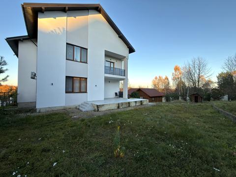 будинок за адресою с. Поршна, Озерна