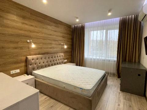 квартира за адресою Високовольтна вул., 14