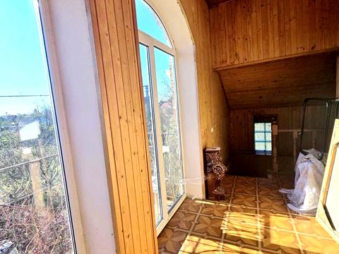 будинок за адресою Троянда