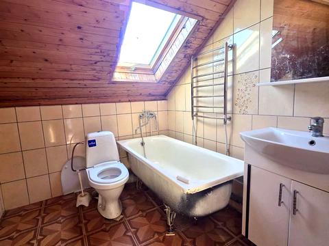 будинок за адресою Троянда