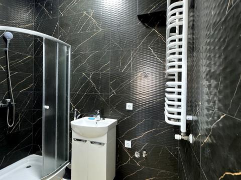 квартира за адресою Богдана Хмельницького вул., 12