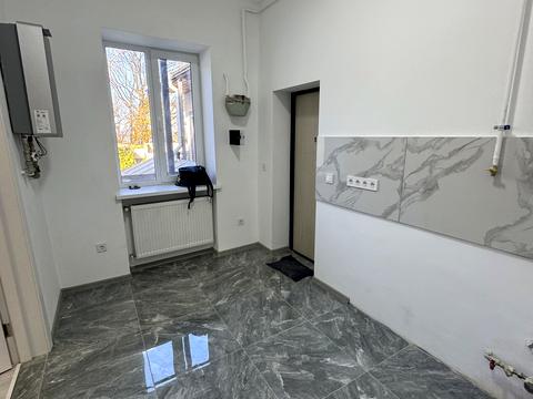 квартира за адресою Богдана Хмельницького вул., 12