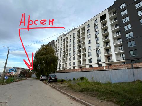 комерційна за адресою Володимира Івасюка вул., 13