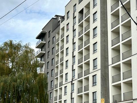 комерційна за адресою Володимира Івасюка вул., 13