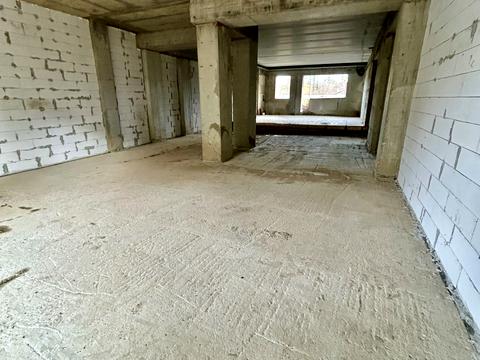 комерційна за адресою Володимира Івасюка вул., 13