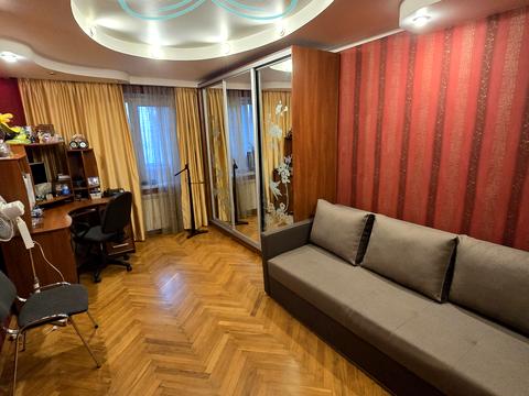 квартира по адресу Николая Ушакова ул., 12