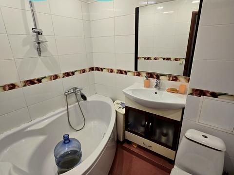 квартира по адресу Николая Ушакова ул., 12