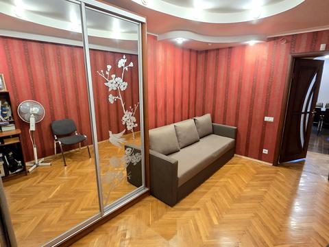 квартира по адресу Николая Ушакова ул., 12