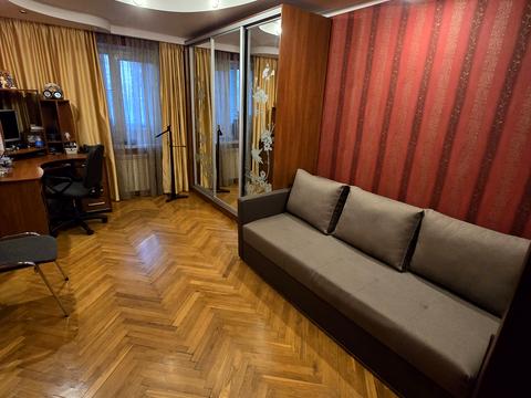 квартира по адресу Николая Ушакова ул., 12