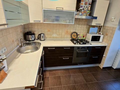 квартира по адресу Николая Ушакова ул., 12