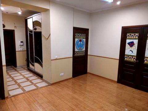 квартира за адресою Академіка Андрія Сахарова вул., 80а