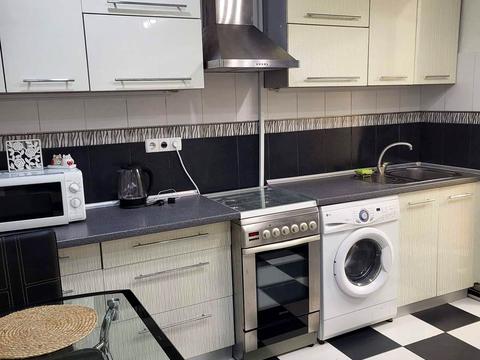 квартира за адресою М'ясоєдовська вул., 32