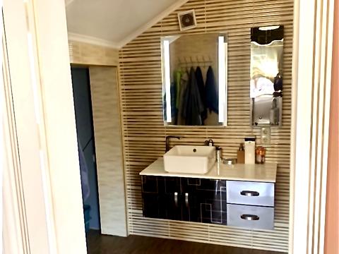 будинок за адресою Лугова вул.