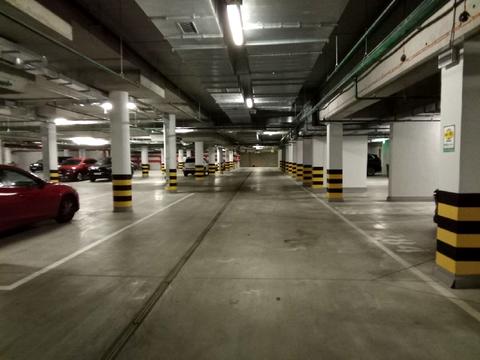 паркомісце за адресою Львівська вул., 15