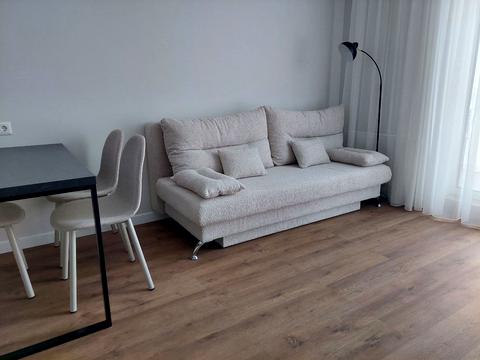 квартира за адресою Салютна вул., 2к6