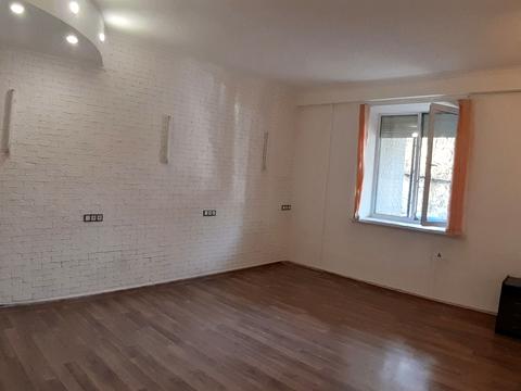 комерційна за адресою Казимира Малевича вул. (Боженка), 40