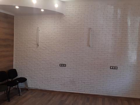 комерційна за адресою Казимира Малевича вул. (Боженка), 40