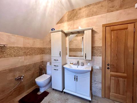 будинок за адресою Героїв вул.