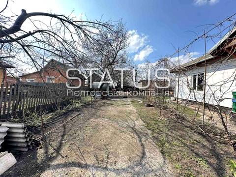 будинок за адресою с. Човно-Федорівка, Миру