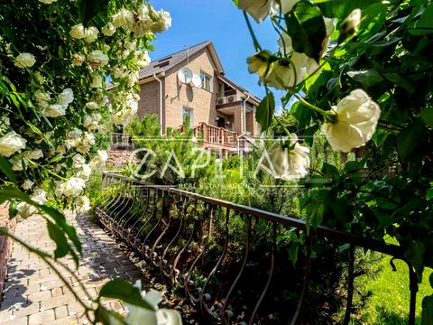 дом по адресу Миколи Миклухи-Маклая ул. (Дежнєва)