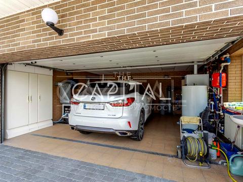 дом по адресу Миколи Миклухи-Маклая ул. (Дежнєва)